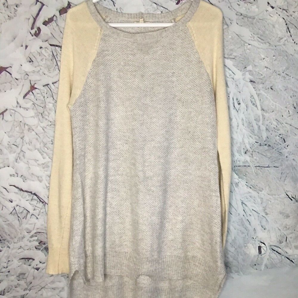 Mystree Women’s Gray/Ivory Cotton/Angora Blend Long Sleeve‎ Sweatshirt Size L